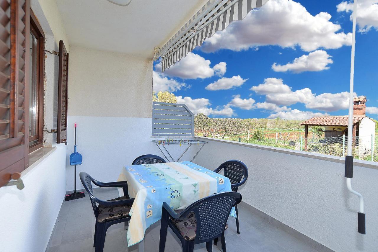 Apartments Lavanda 108 فاجانا المظهر الخارجي الصورة